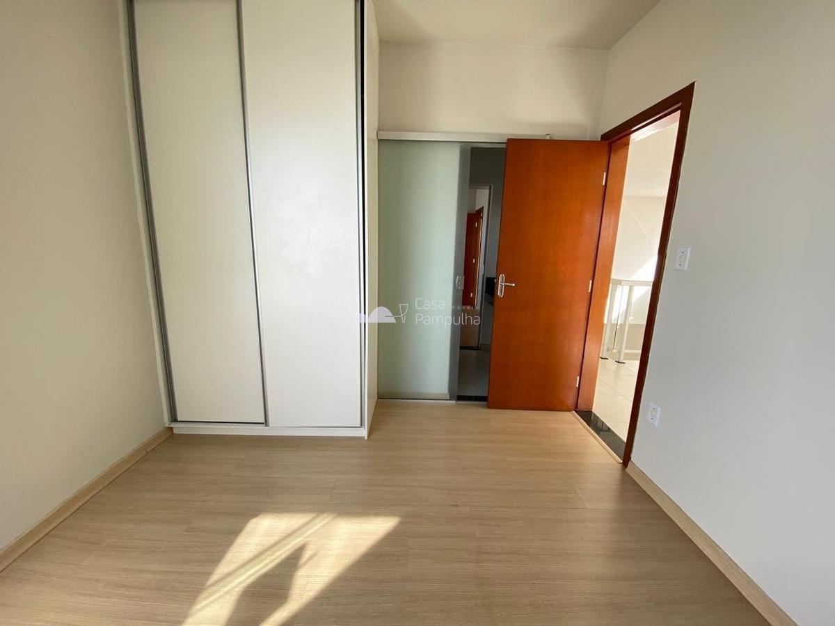 Casa, Trevo, 5 Quartos, 4 Vagas, 3 Suítes