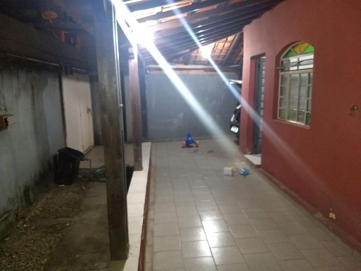 Casa Comercial, Dom Bosco, 2 Quartos, 3 Vagas