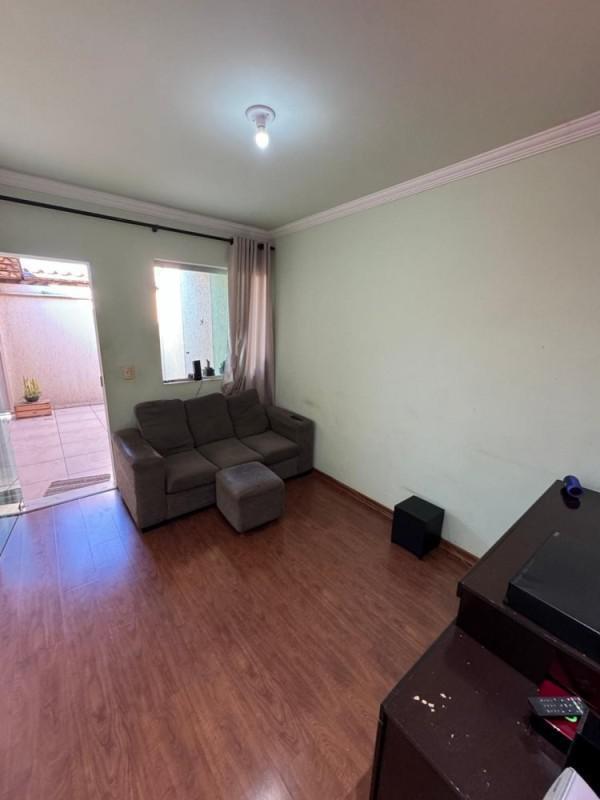 Casa, Jardim das Rosas, 2 Quartos, 2 Vagas