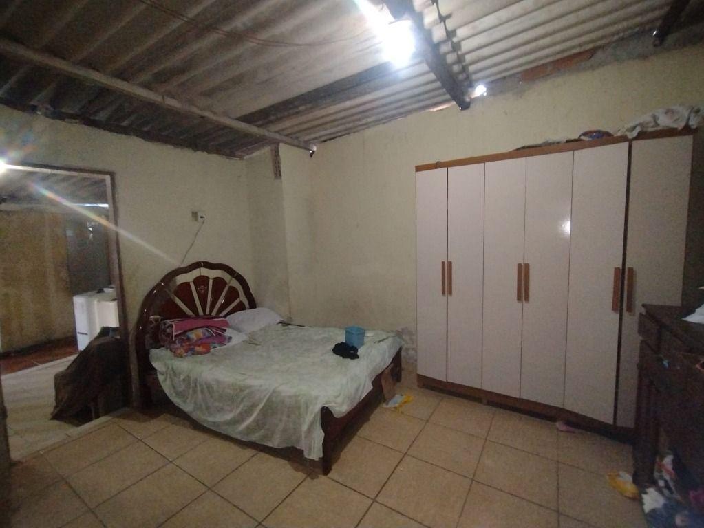 Casa, Mangabeiras, 2 Quartos, 0 Vaga