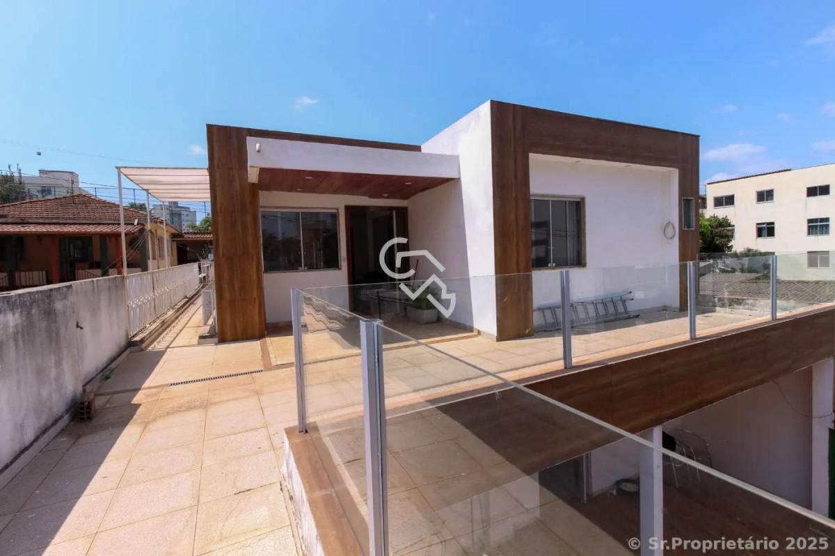 Casa, Horto, 6 Quartos, 2 Vagas, 5 Suítes