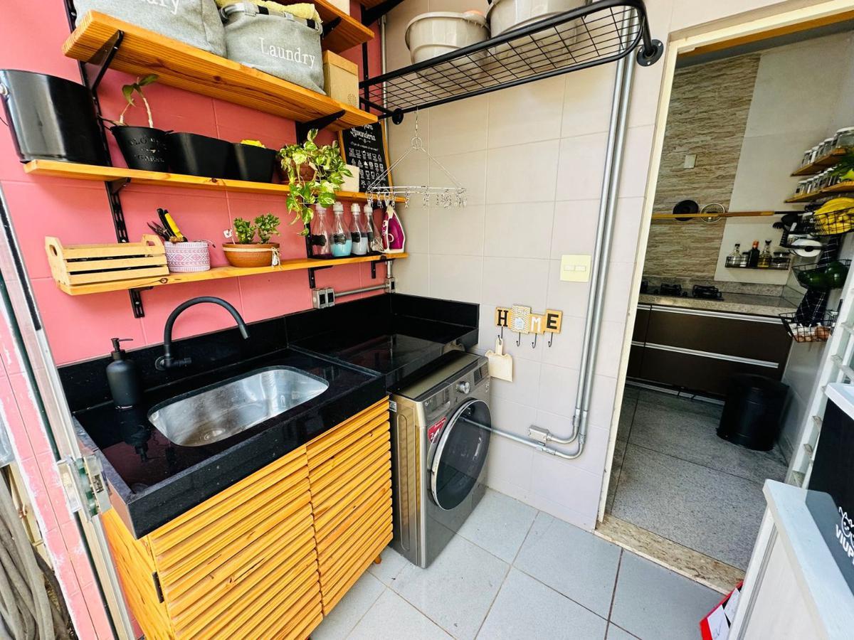 Casa, Trevo, 3 Quartos, 4 Vagas, 1 Suíte