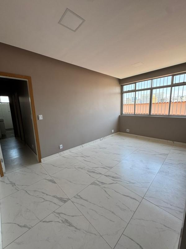 Apartamento, Carlos Prates, 2 Quartos, 1 Vaga