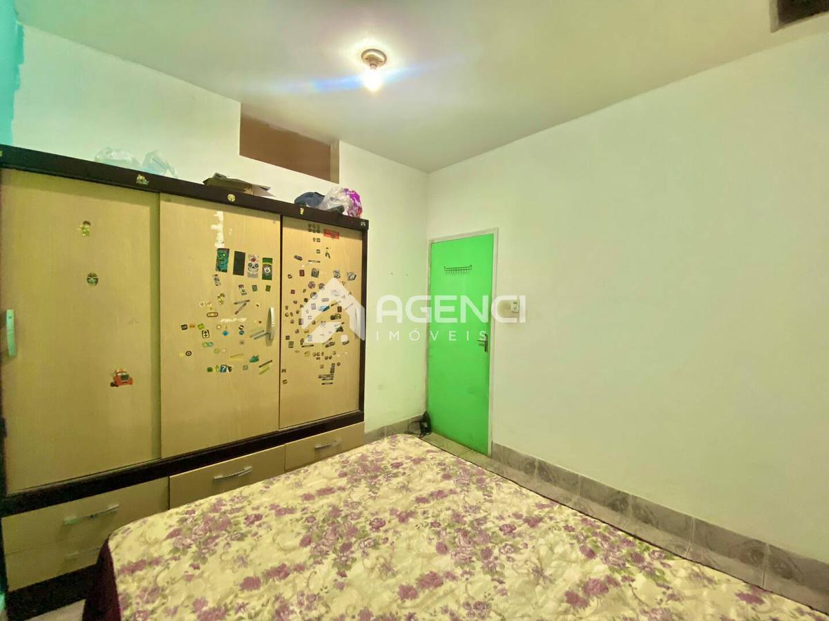 Casa, Santa Maria, 2 Quartos, 0 Vaga, 0 Suíte