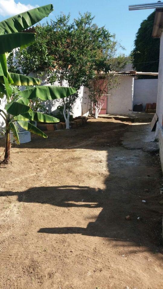 Lote, Vila Suzana, 1 Quarto, 0 Vaga