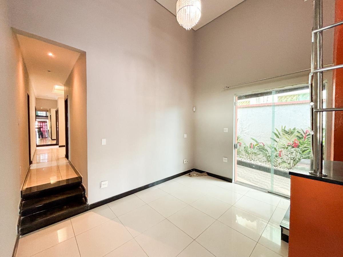 Casa, Braúnas, 4 Quartos, 4 Vagas, 1 Suíte