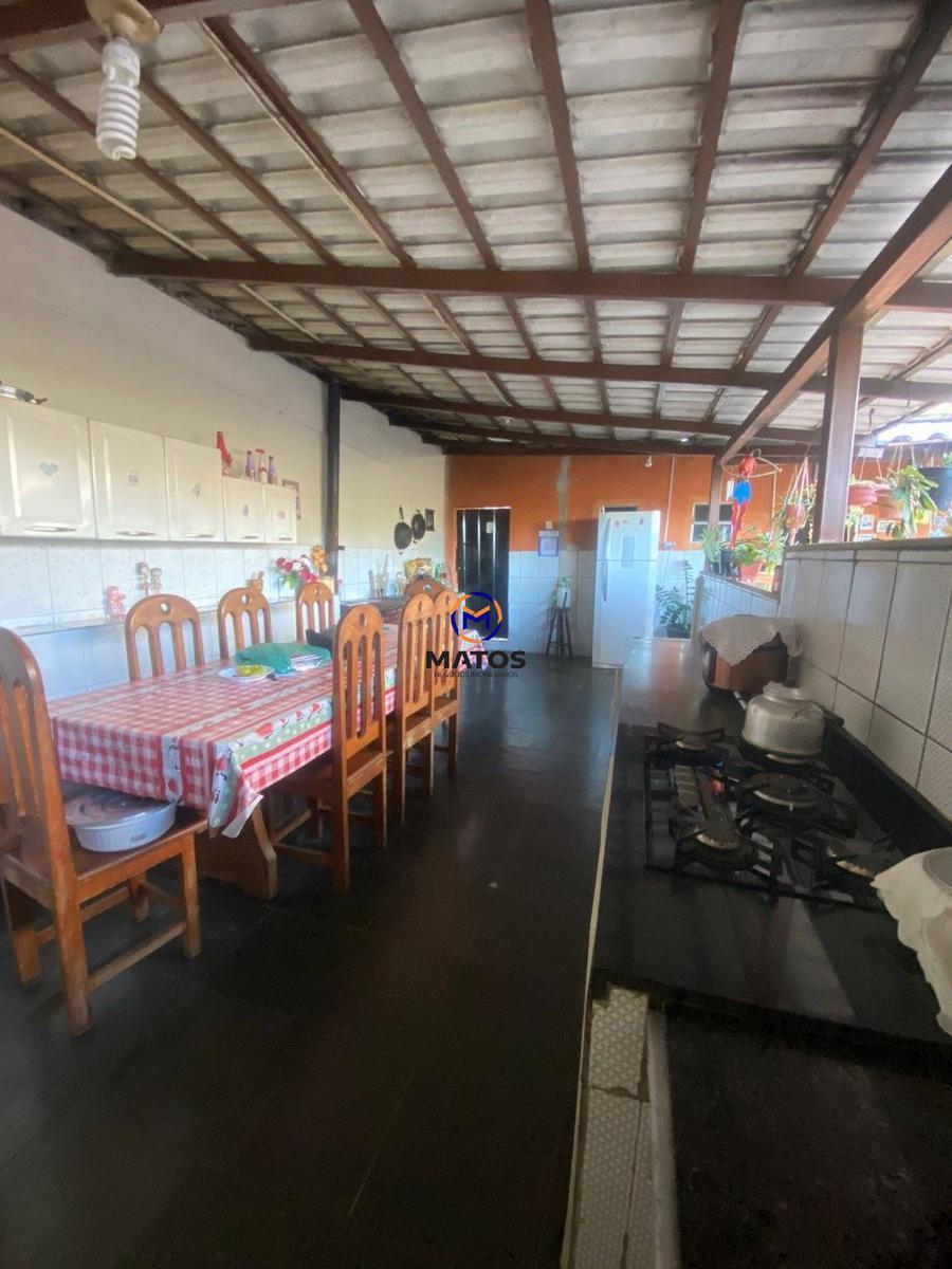 Casa, Baronesa (são Benedito), 6 Quartos, 0 Vaga, 1 Suíte