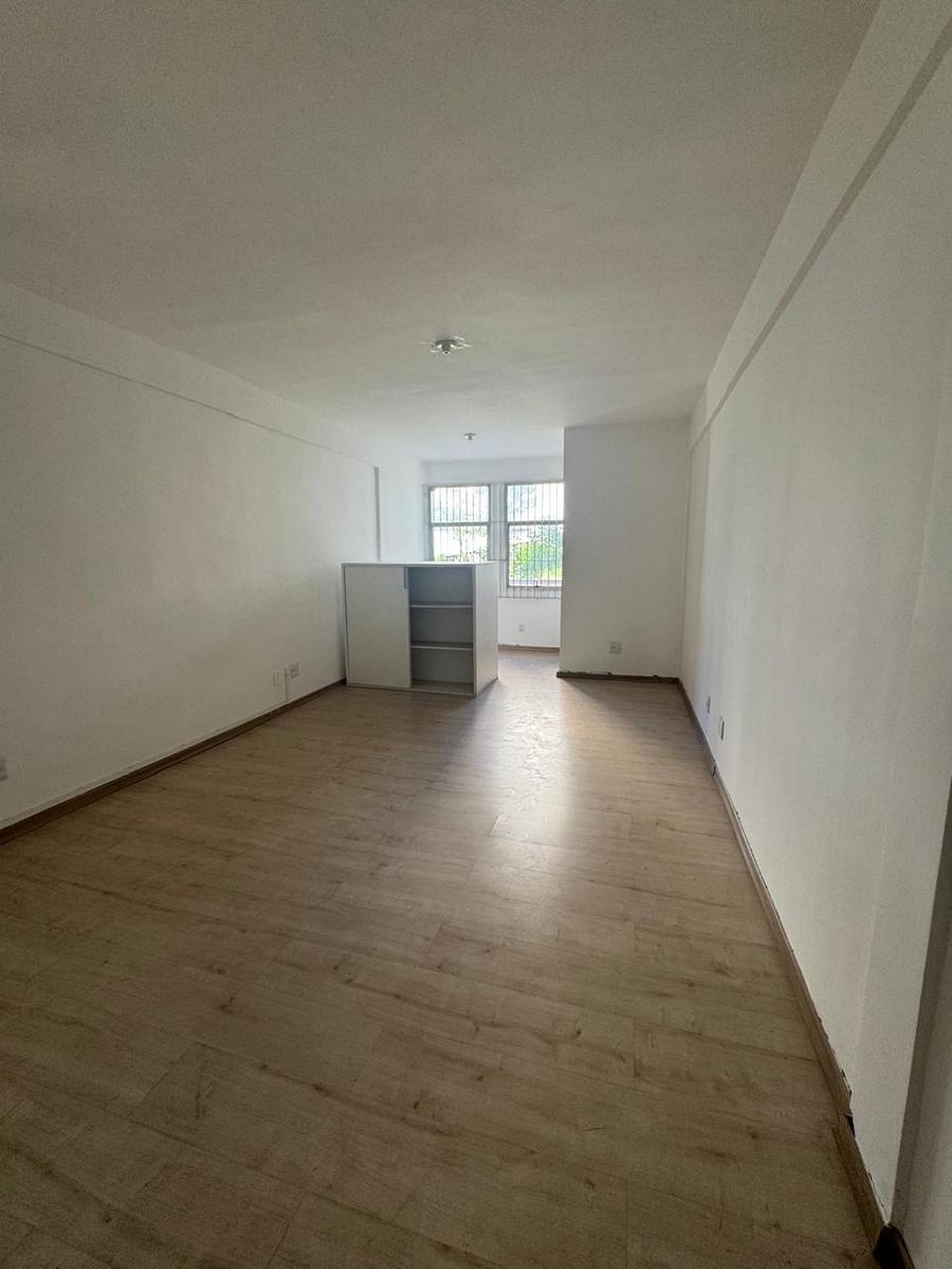Sala, Itapoã, 0 Quarto, 0 Vaga