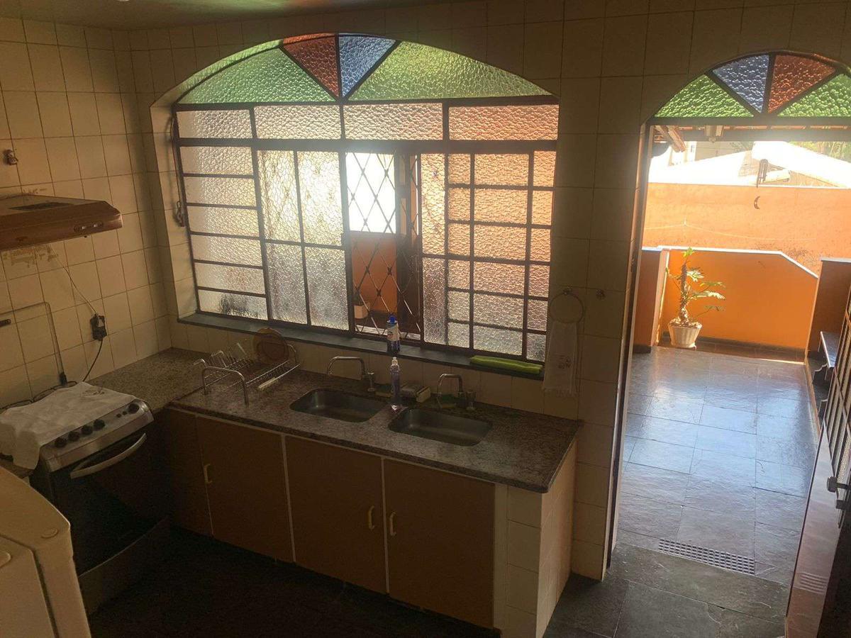 Casa, Cidade Nova, 4 Quartos, 3 Vagas, 1 Suíte