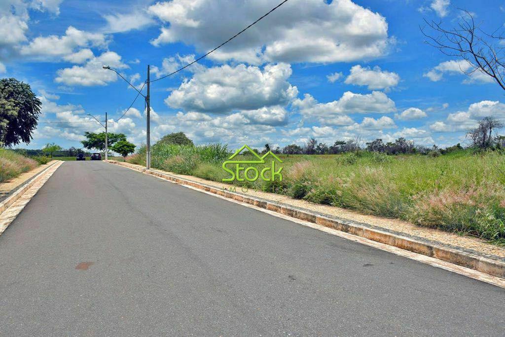 Lote, Condominio Vitoria Golf, 0 Quarto, 0 Vaga
