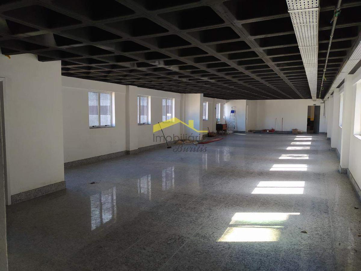 Loja, Buritis, 5 Vagas