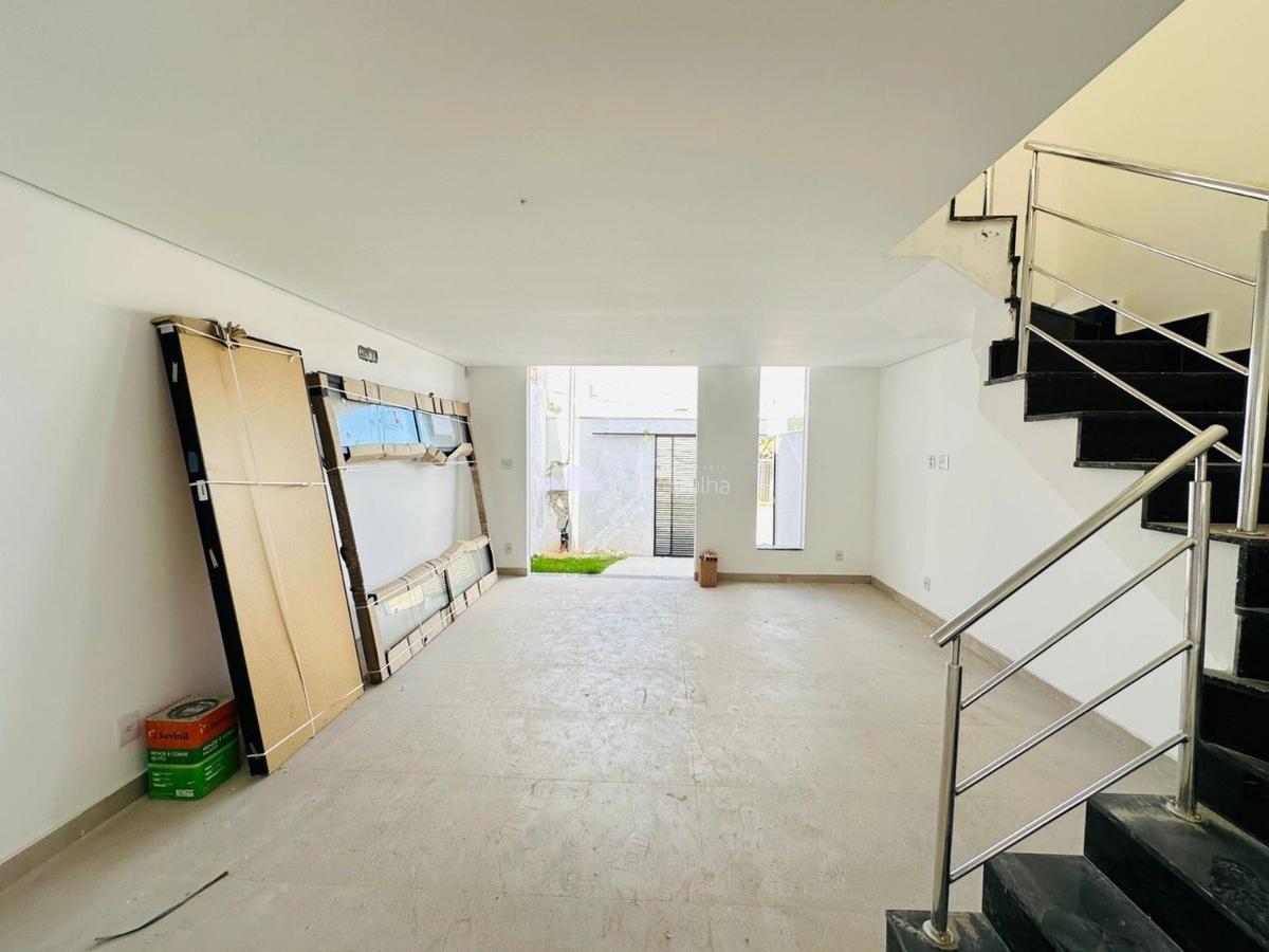 Casa, Santa Amélia, 3 Quartos, 2 Vagas, 1 Suíte