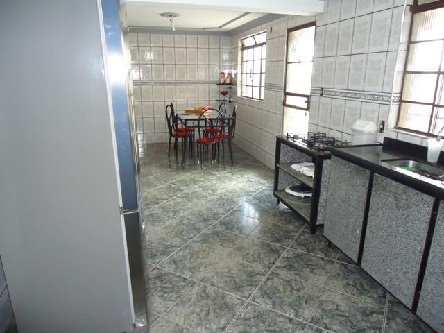 Casa, Milionários, 4 Quartos, 3 Vagas, 1 Suíte