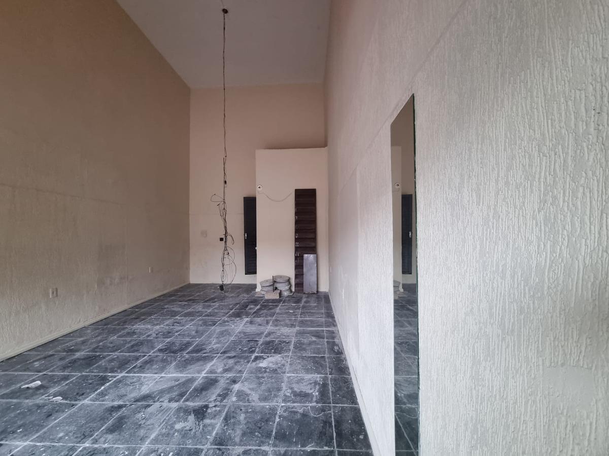 Andar, Petrovale, 0 Quarto, 0 Vaga