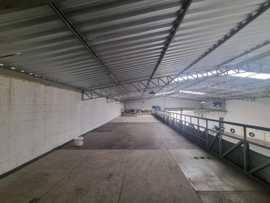 Galpão, Lindéia, 0 Quarto, 0 Vaga