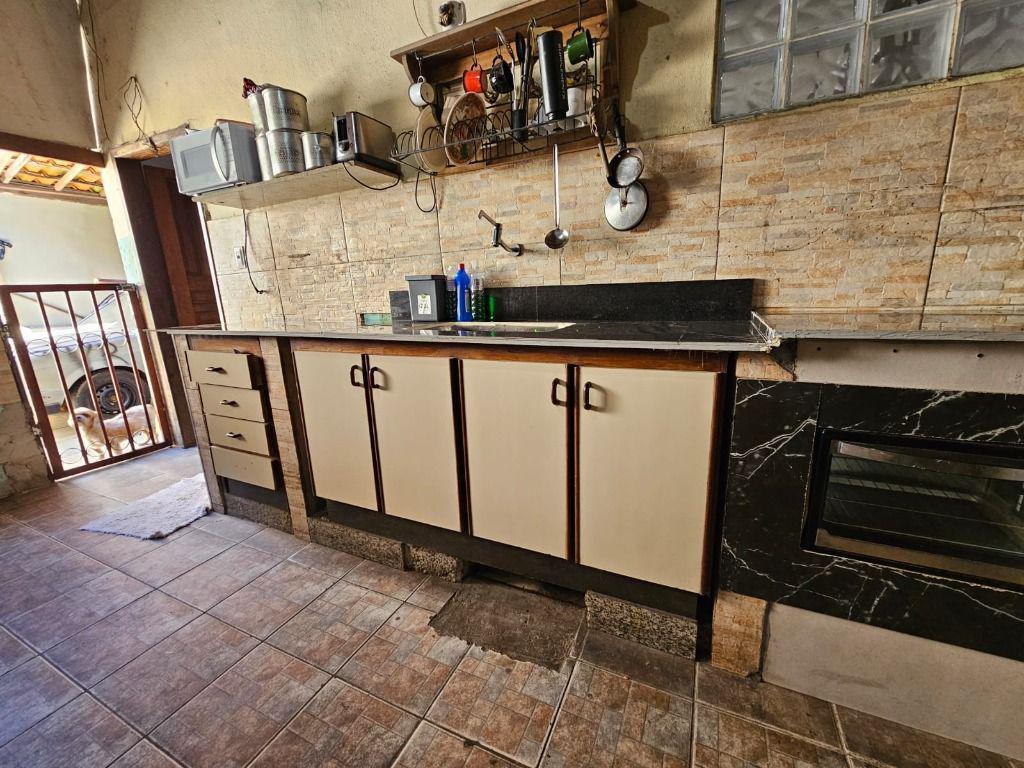 Casa, Esplanada, 3 Quartos, 5 Vagas, 1 Suíte