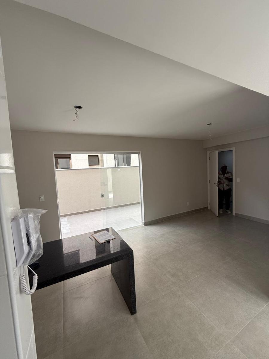 Apartamento, São Pedro, 2 Quartos, 2 Vagas, 2 Suítes