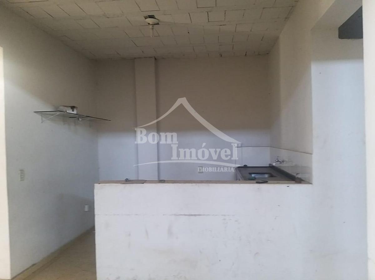 Galpão, Centro, 0 Quarto, 0 Vaga