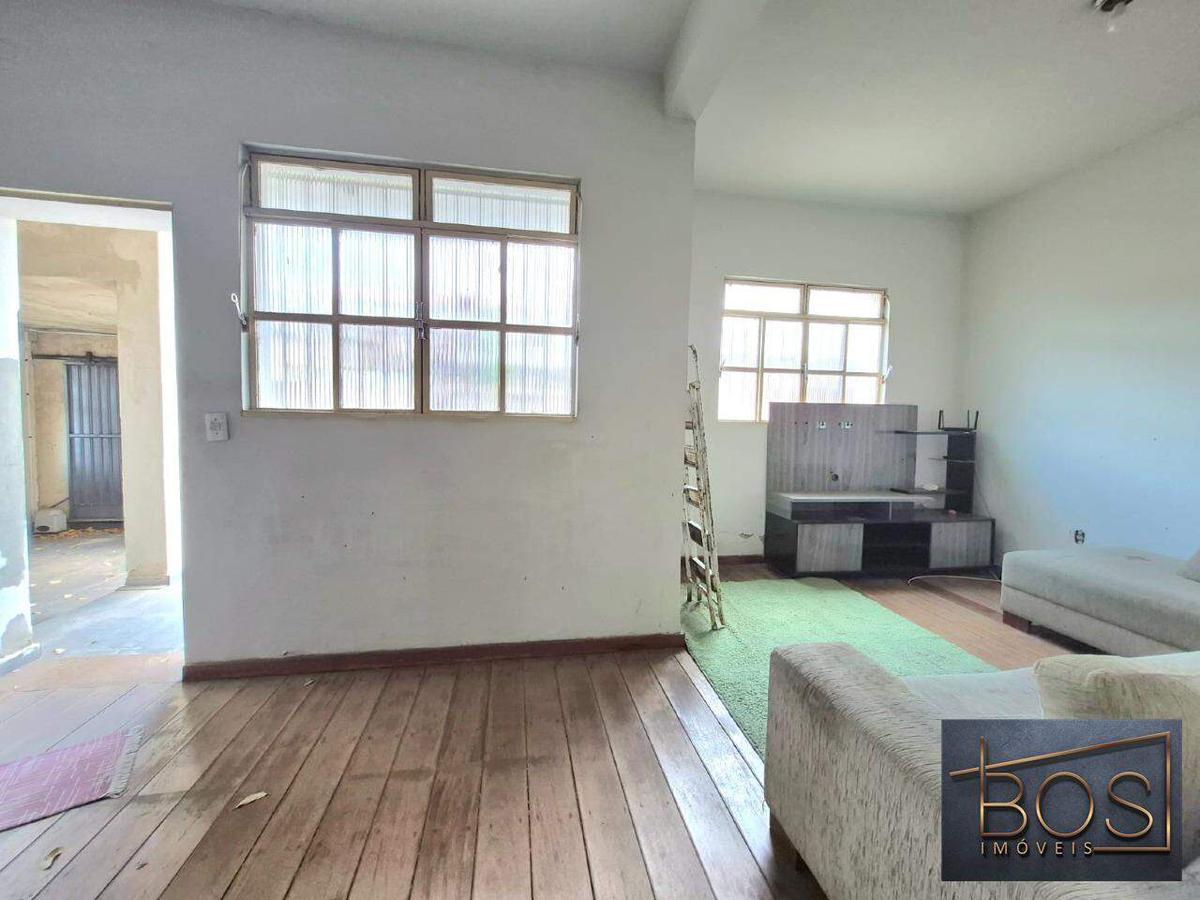 Casa, Esplanada, 3 Quartos, 2 Vagas, 1 Suíte