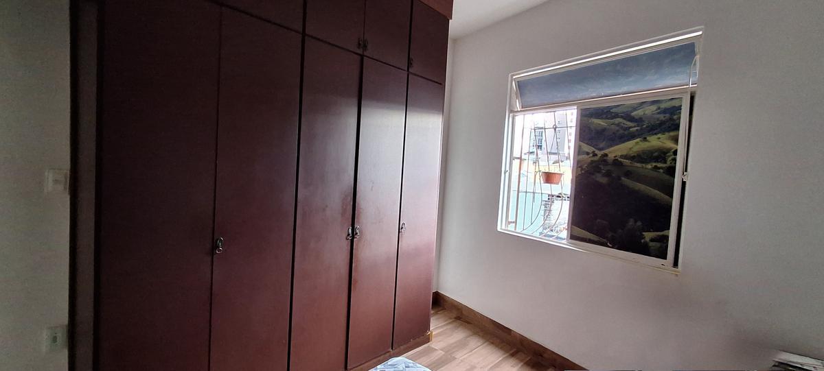 Apartamento, Floresta, 5 Quartos, 0 Vaga, 1 Suíte