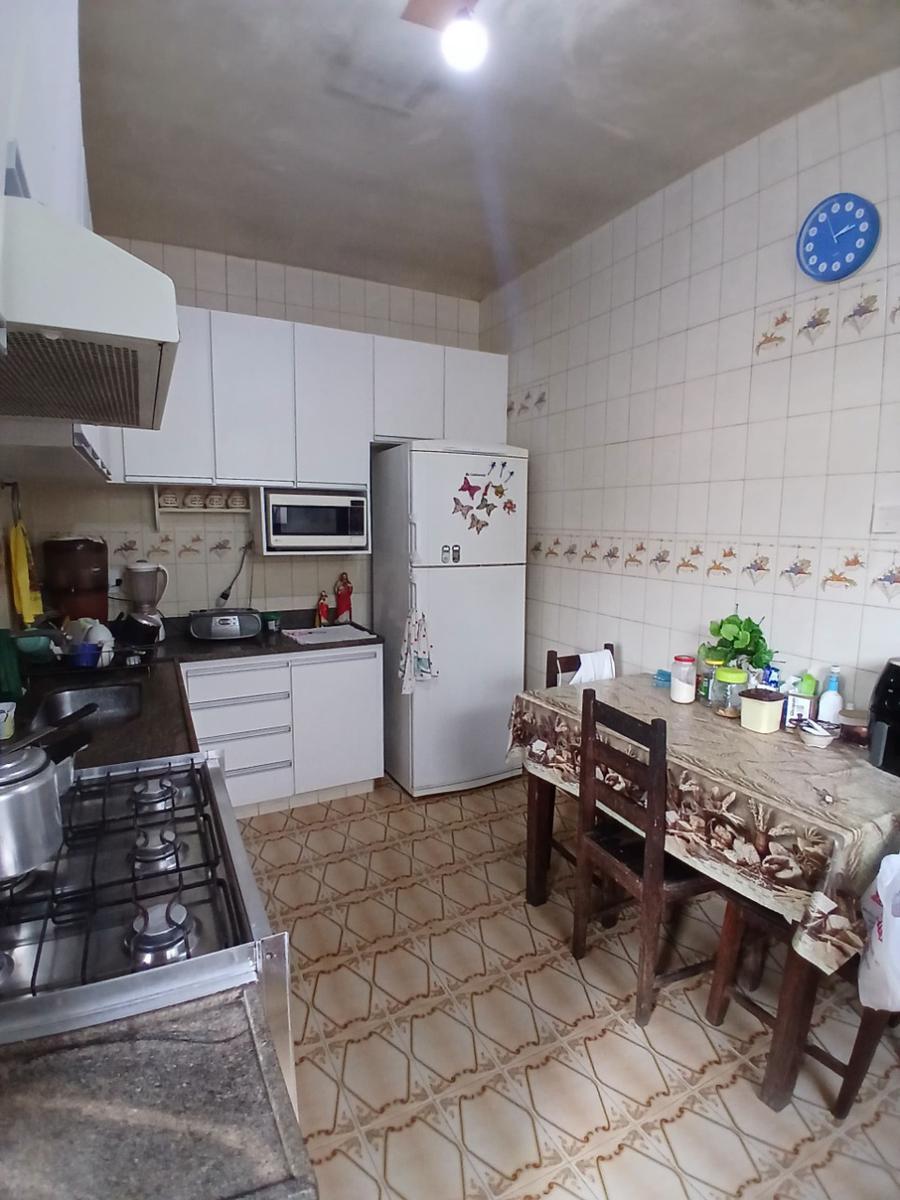 Casa, Santa Amélia, 3 Quartos, 5 Vagas, 1 Suíte