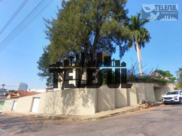 Casa, Jardim dos Pássaros, 4 Quartos, 0 Vaga, 1 Suíte