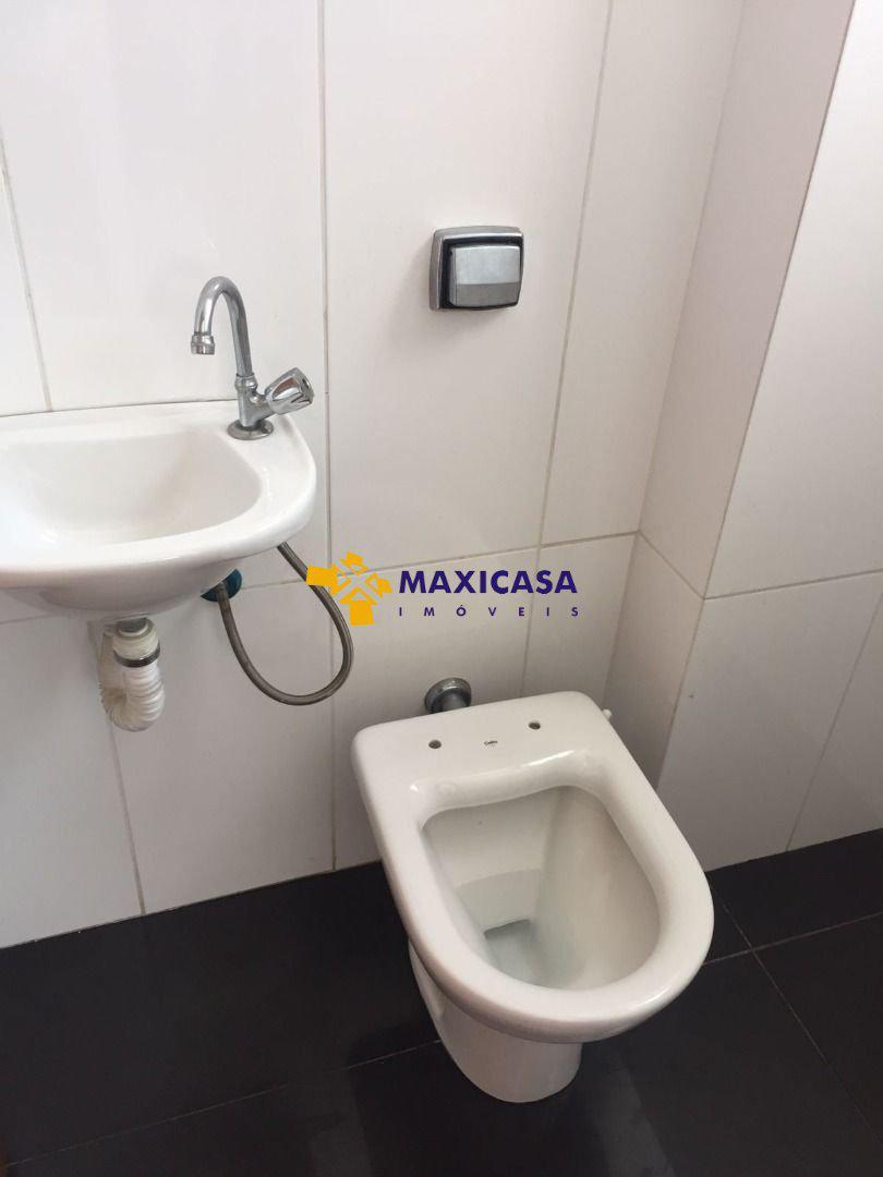 Apartamento, São José, 4 Quartos, 0 Vaga, 2 Suítes