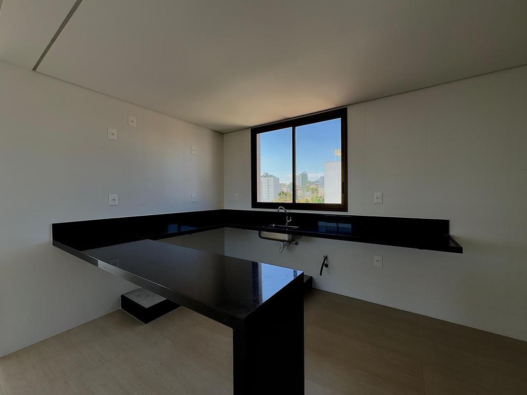 Apartamento, Castelo, 4 Quartos, 3 Vagas, 3 Suítes