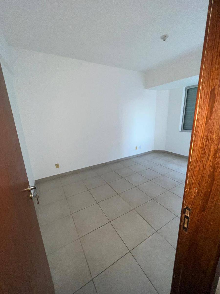 Apartamento, Centro, 3 Quartos, 0 Vaga
