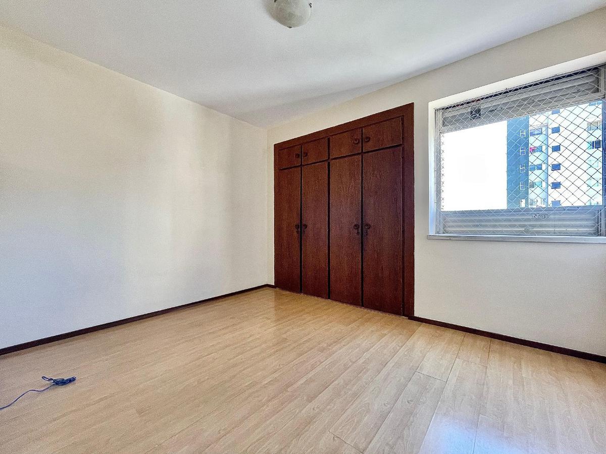 Apartamento, São José, 4 Quartos, 2 Vagas, 1 Suíte