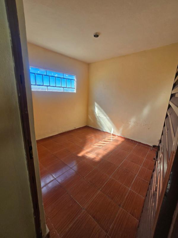Casa, Coqueiros, 1 Quarto, 0 Vaga