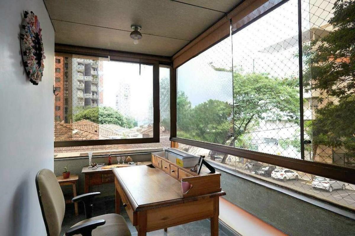 Apartamento, Funcionários, 4 Quartos, 3 Vagas, 2 Suítes