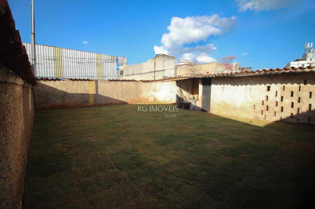 Casa, Milionários, 2 Quartos, 1 Vaga, 1 Suíte