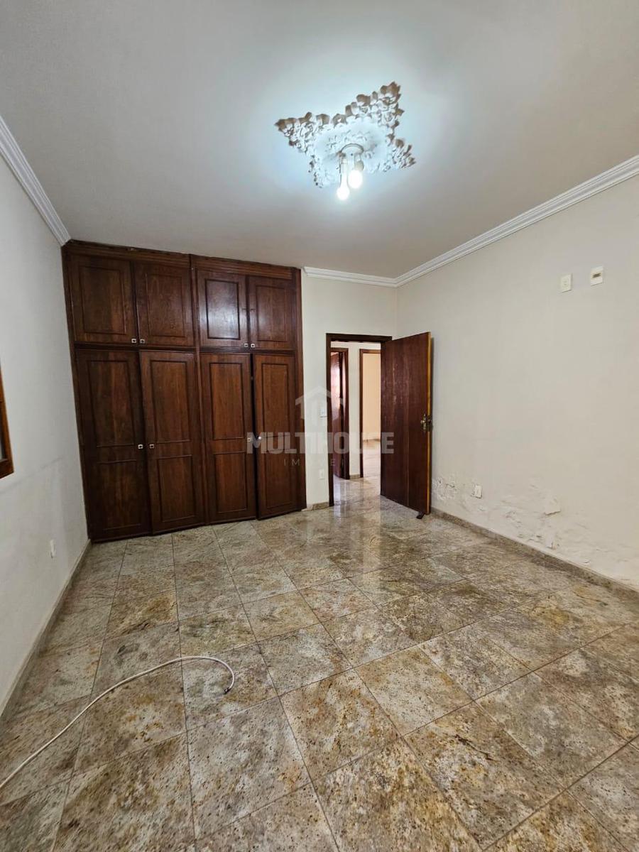 Casa, Santa Branca, 3 Quartos, 0 Vaga, 1 Suíte