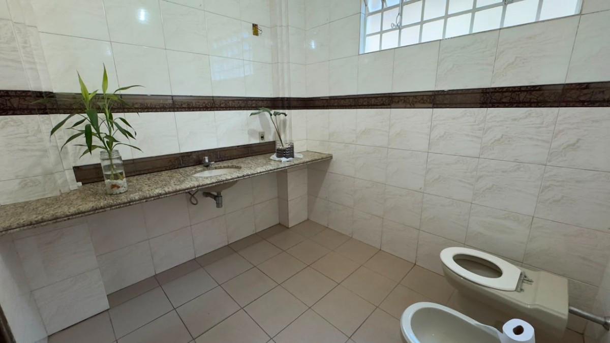 Casa, João Pinheiro, 7 Quartos, 2 Vagas, 2 Suítes