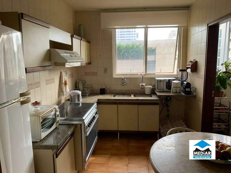Apartamento, Lourdes, 4 Quartos, 3 Vagas, 1 Suíte