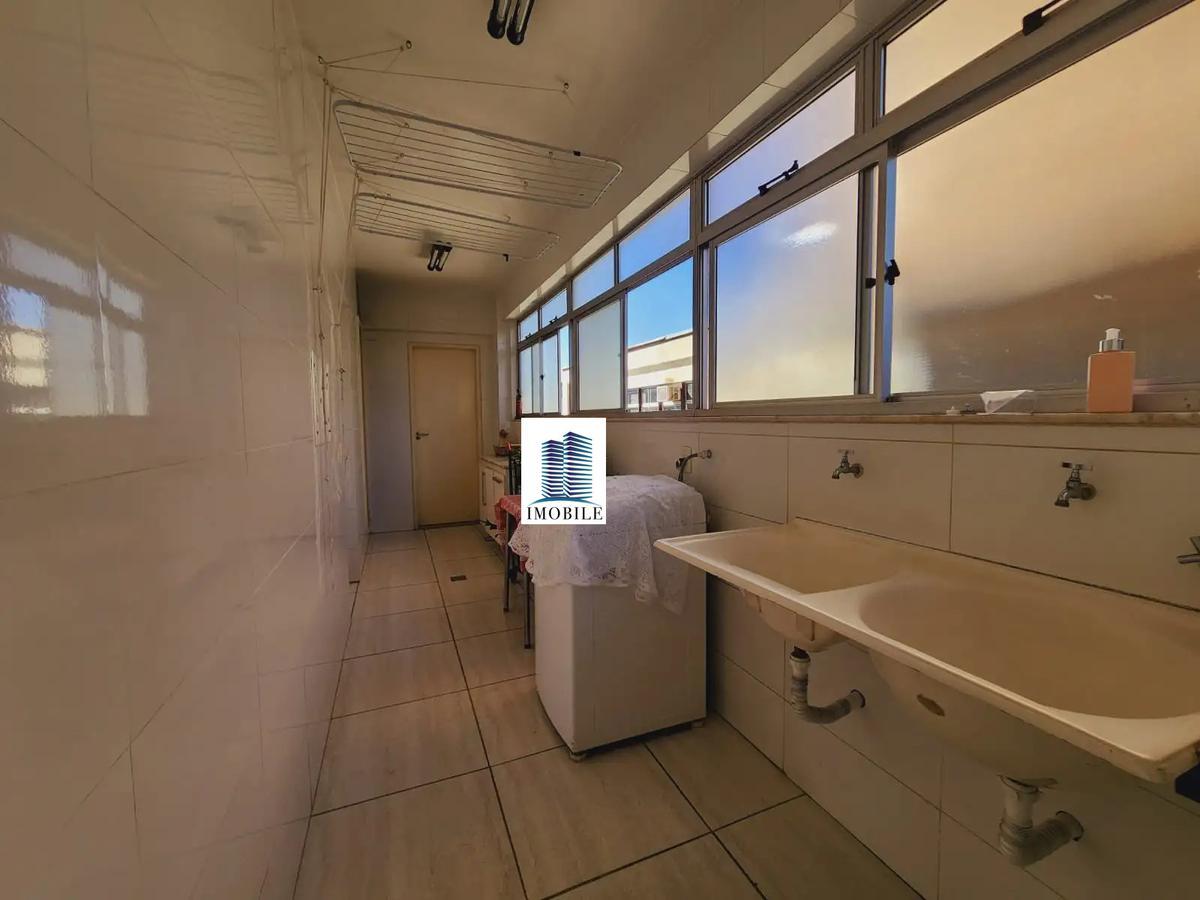 Apartamento, Funcionários, 4 Quartos, 2 Vagas, 1 Suíte