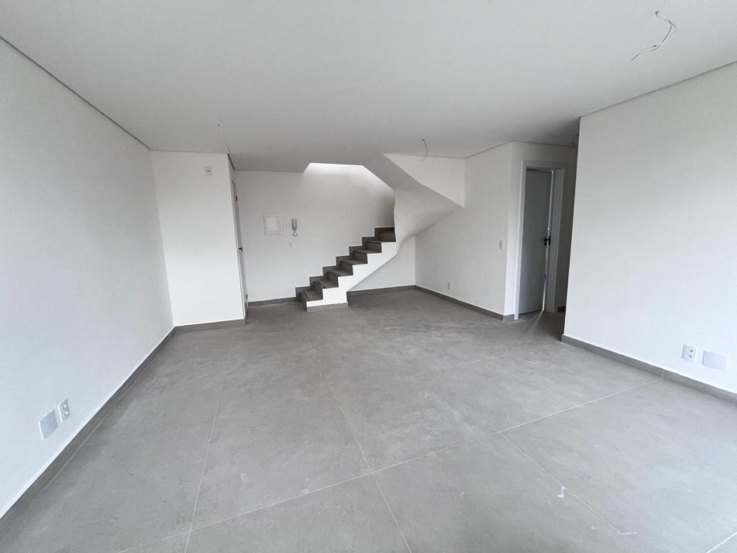 Cobertura, Jardim Industrial, 2 Quartos, 2 Vagas, 1 Suíte