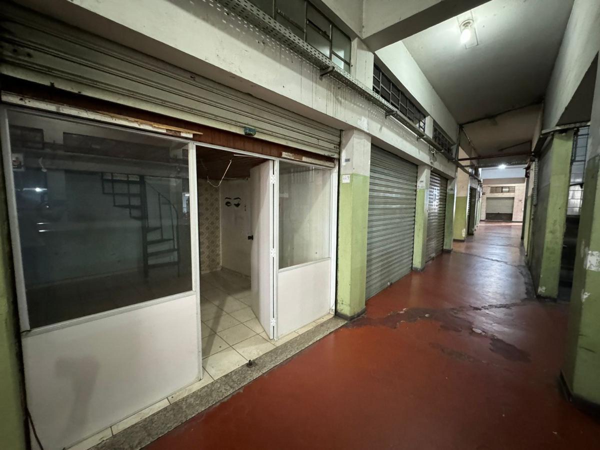 Andar, Centro, 0 Quarto, 0 Vaga