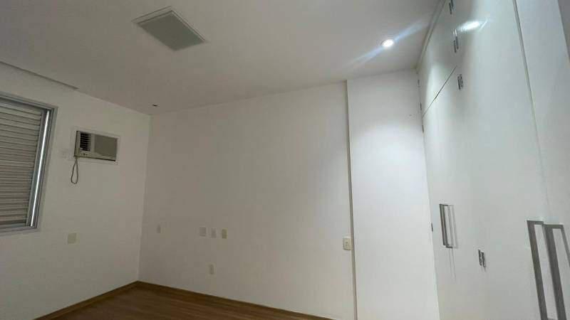 Cobertura, Funcionários, 3 Quartos, 2 Vagas, 1 Suíte