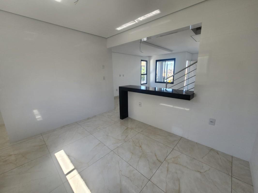 Casa, Cabral, 3 Quartos, 4 Vagas, 1 Suíte