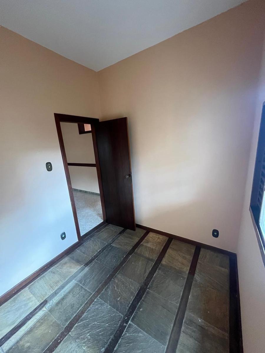 Casa, Esplanada, 3 Quartos, 2 Vagas