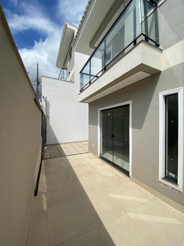 Casa, Masterville, 2 Quartos, 2 Vagas, 1 Suíte