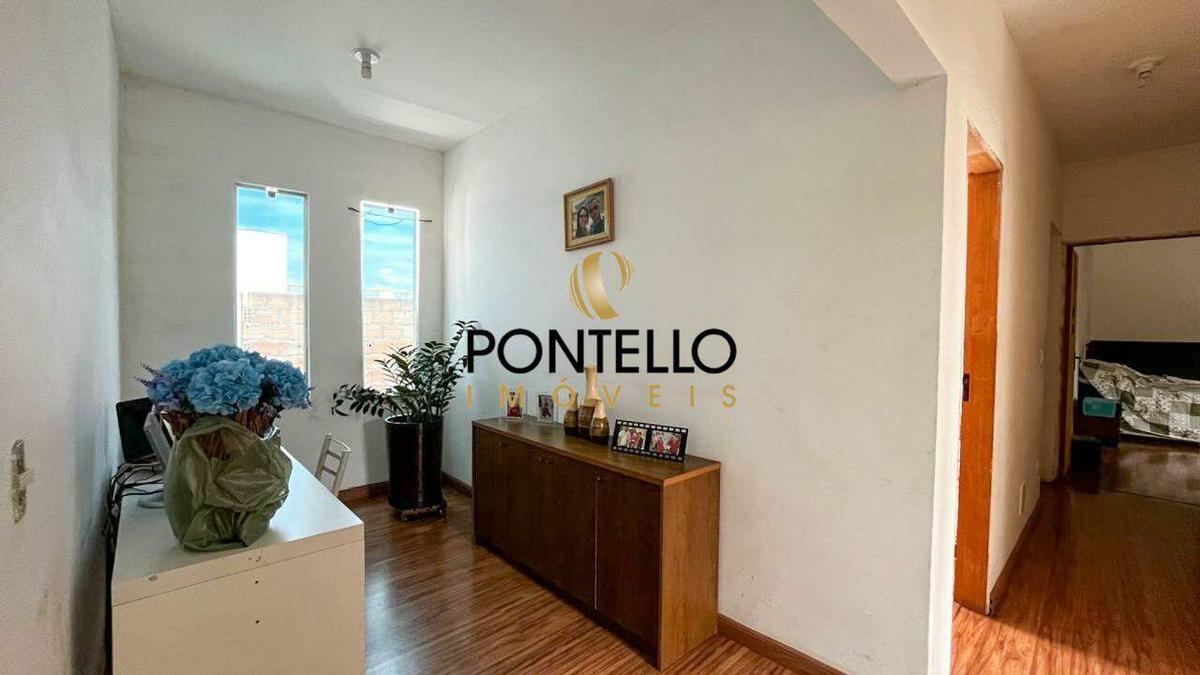 Casa, Alípio de Melo, 5 Quartos, 5 Vagas, 2 Suítes