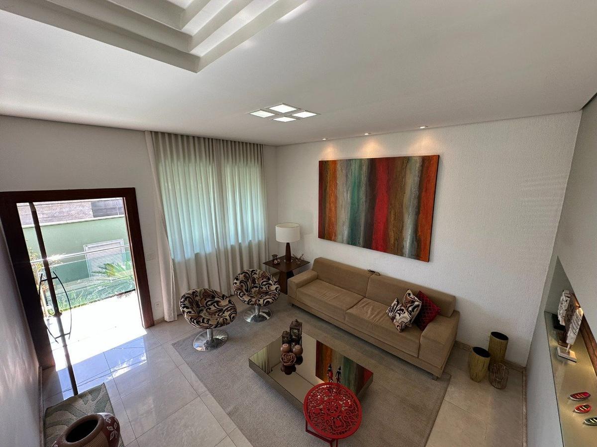 Casa, União, 3 Quartos, 6 Vagas, 1 Suíte