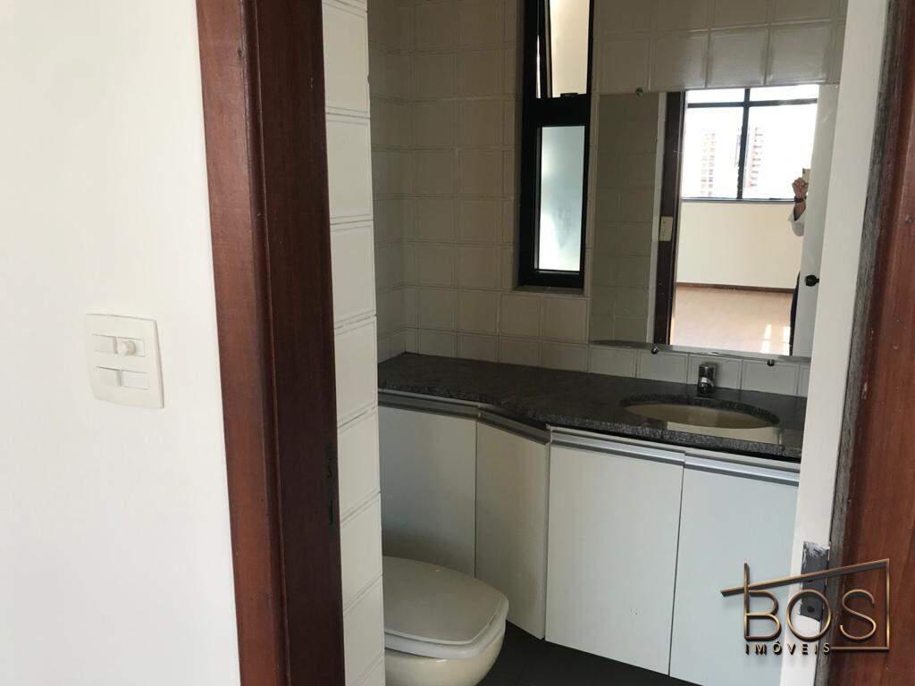 Sala, Santa Efigênia, 0 Quarto, 0 Vaga, 2 Suítes