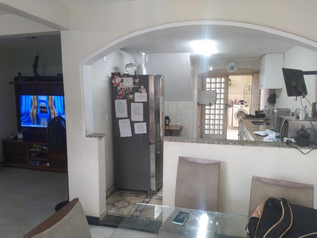 Casa, Serrano, 2 Quartos, 3 Vagas