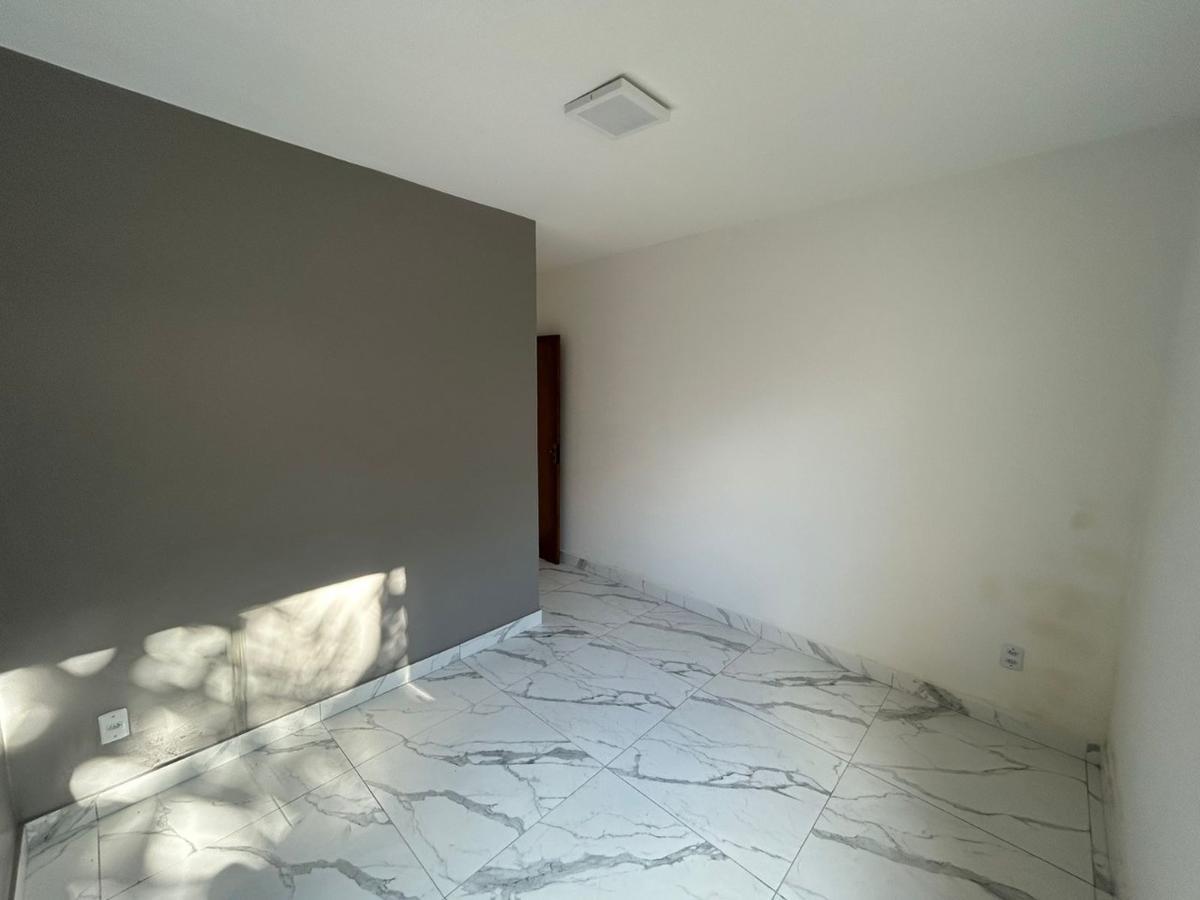 Casa, Jardim Verona, 2 Quartos, 2 Vagas