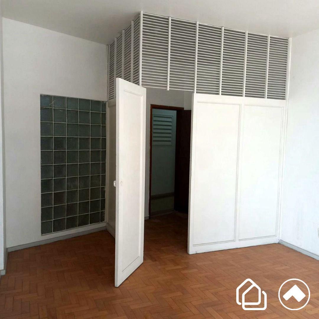 Sala, Centro