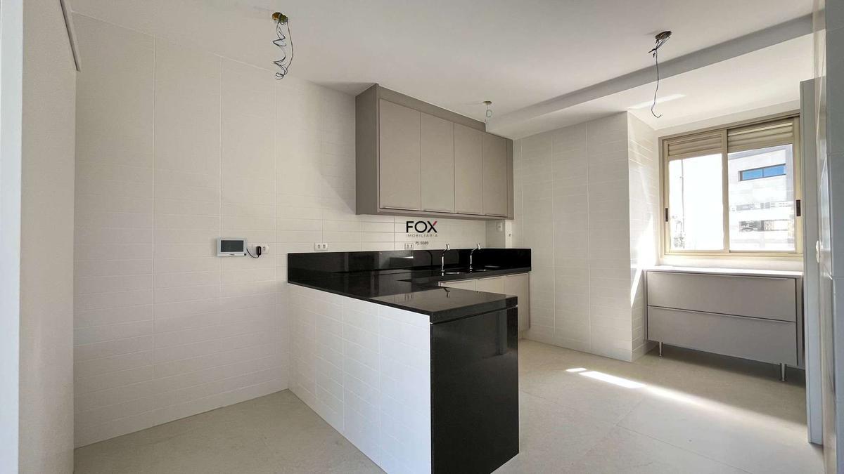 Apartamento, Cruzeiro, 4 Quartos, 3 Vagas, 2 Suítes